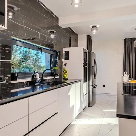 빌라 Unique Garoful *